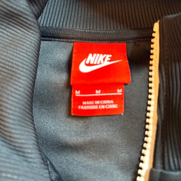 Nike Air Track Jacket Full Zip Black Neon Yellow Mens Sportswear Medium - Picture 2 of 6